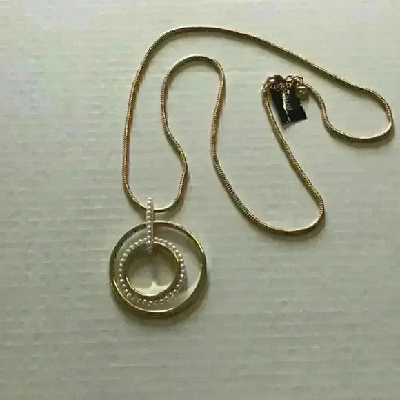 Alfani new Gold Tone Imit Pearl Orbital Necklace - Picture 3 of 8